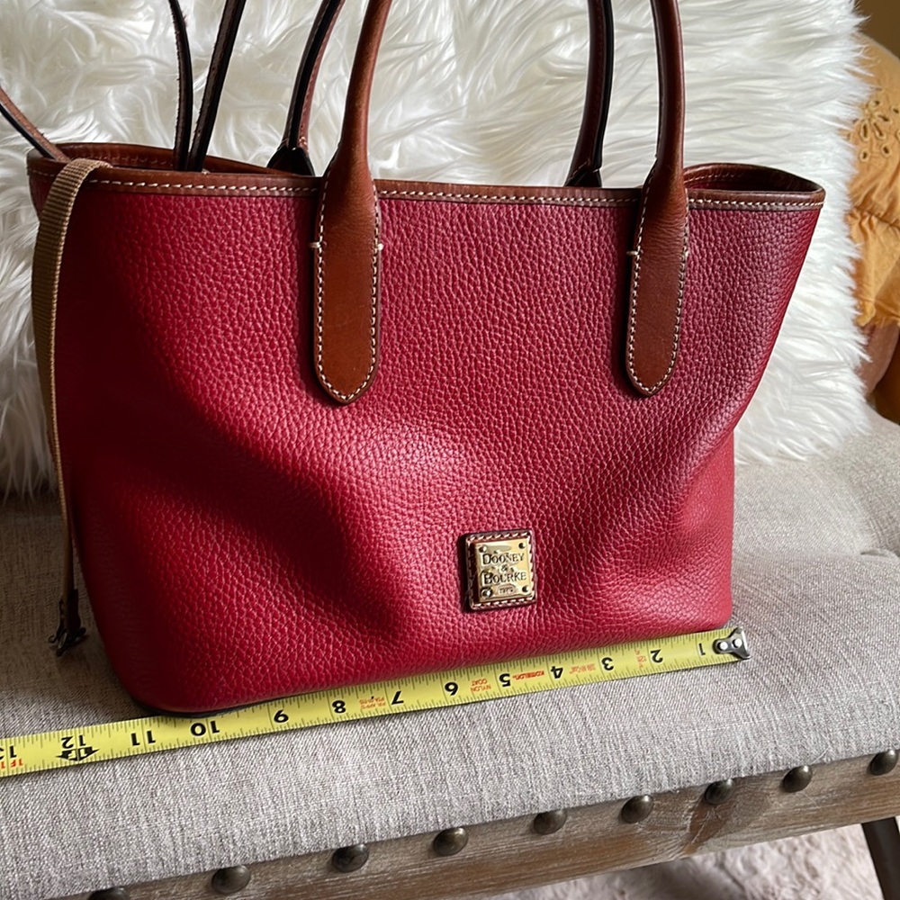 Dooney& Bourke